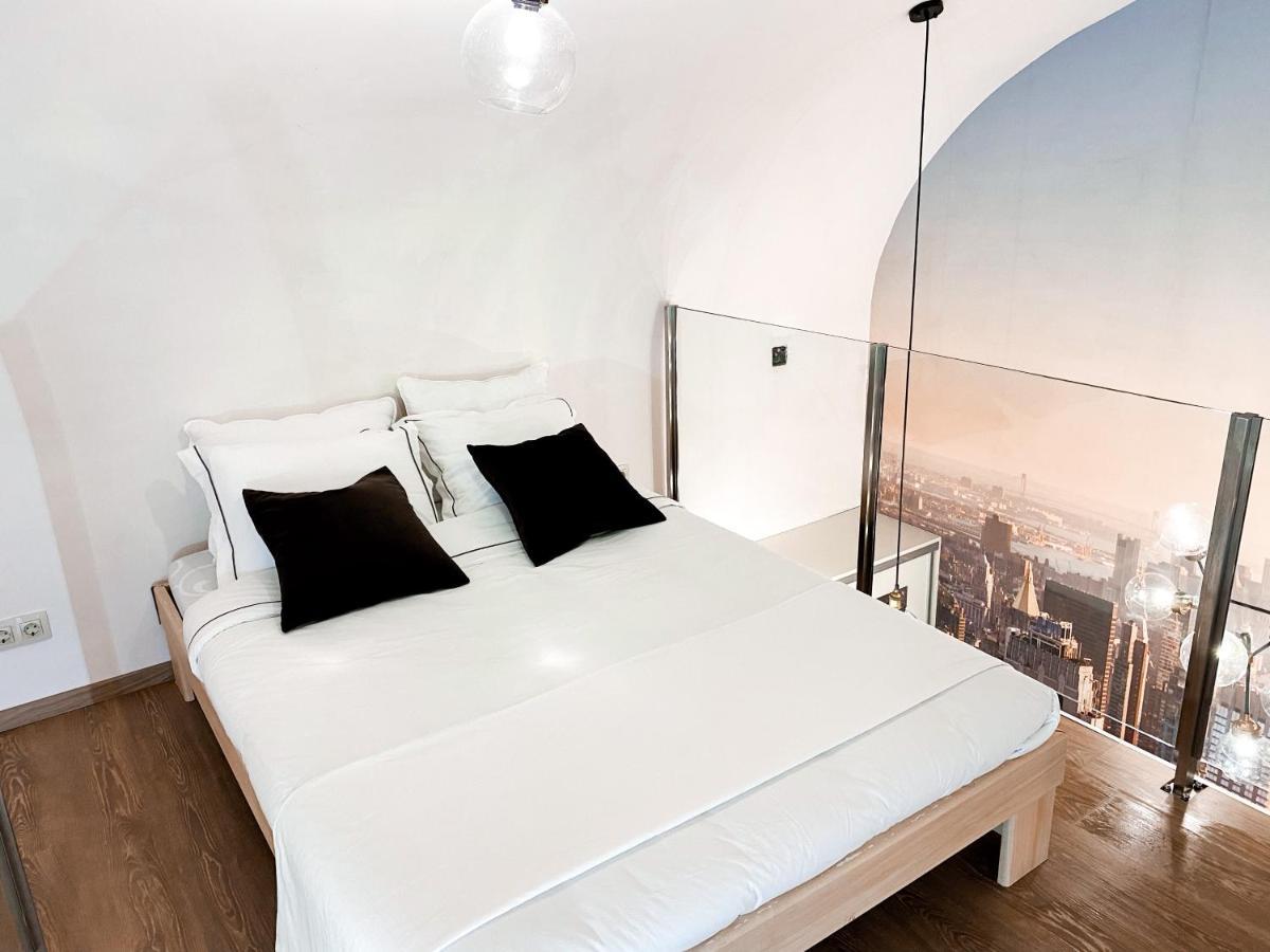 Apartment In The Middle Of Christmas Market Budapest Ngoại thất bức ảnh